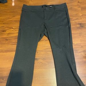 - Brand new XS (Extra Short) Torrid Premium ponte